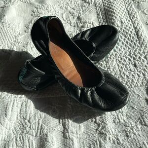 Tieks size 6 leather upper ballet flats